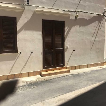Casa Vacanze Antico Mercato マルサラ エクステリア 写真